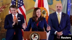 La senadora durante el acto en la Torre de la Libertad.