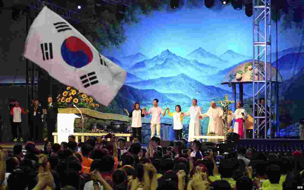 VISITA DEL PAPA FRANCISCO A COREA DEL SUR