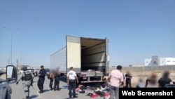 Rescate de migrantes abandonados en un tráiler en la frontera sur de México.