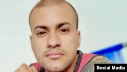 Yoan de la Cruz, joven encarcelado por filmar las protestas del 11j