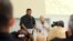  El reverendo estadounidense Jesse Jackson pronuncia un discurso durante un culto celebrado en el Centro Martin Luther King de La Habana. 