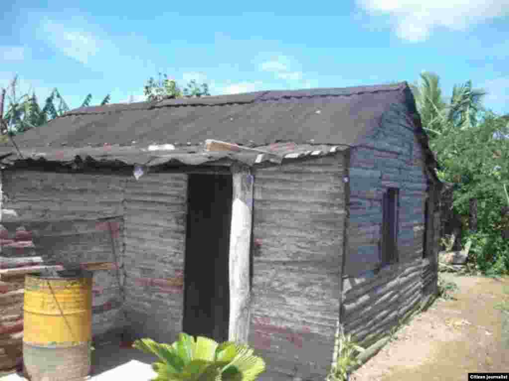 Barrio Angola en Camagüey antes del desalojo.