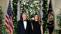 El presidente Donald Trump y la primera dama Melania Trump desearon una Feliz Navidad.