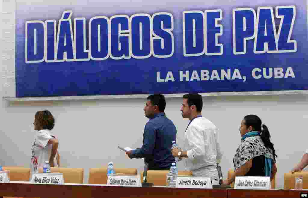 CUARTO GRUPO DE VÍCTIMAS DEL CONFLICTO COLOMBIANO SE REÚNE CON FARC Y GOBIERNO