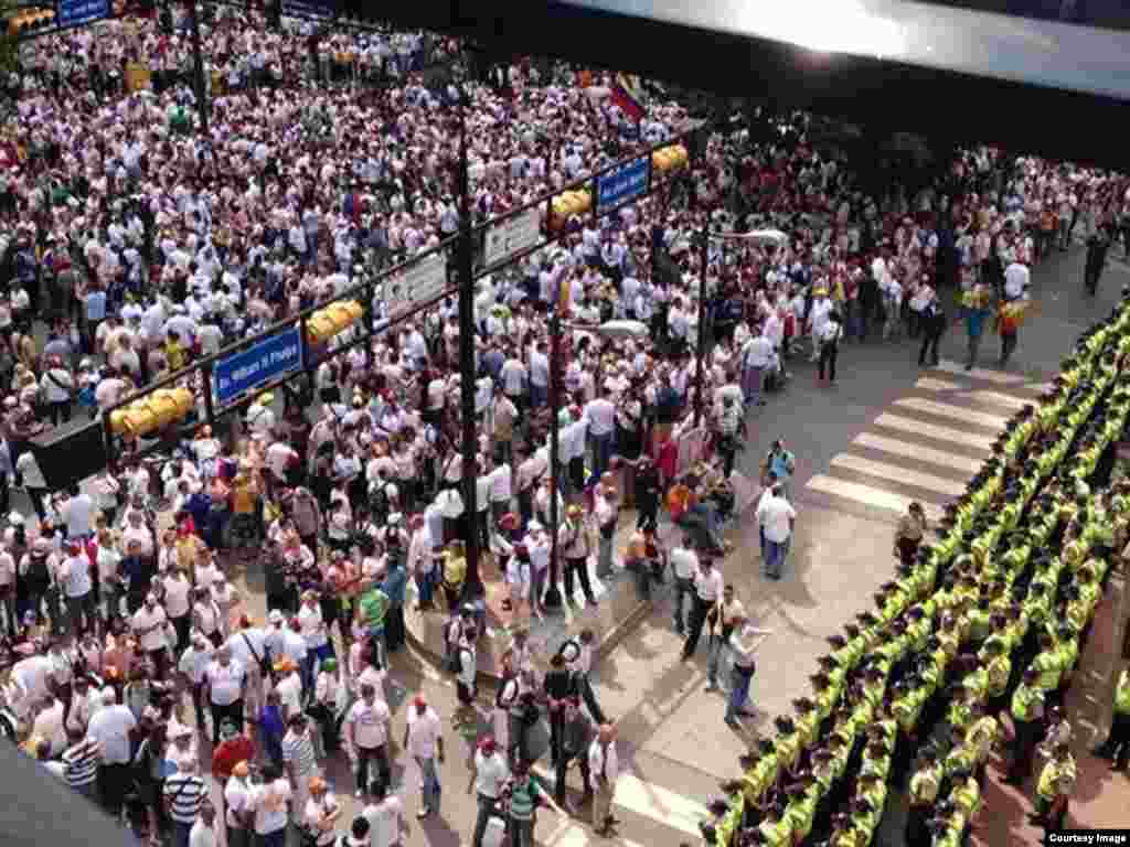 Oposición venezolana en las calles junto a Leopoldo López el &nbsp; / fotos Eleonora Bruzual