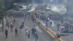 Muerte de dos jóvenes en medio de protestas callejeras estremece Venezuela