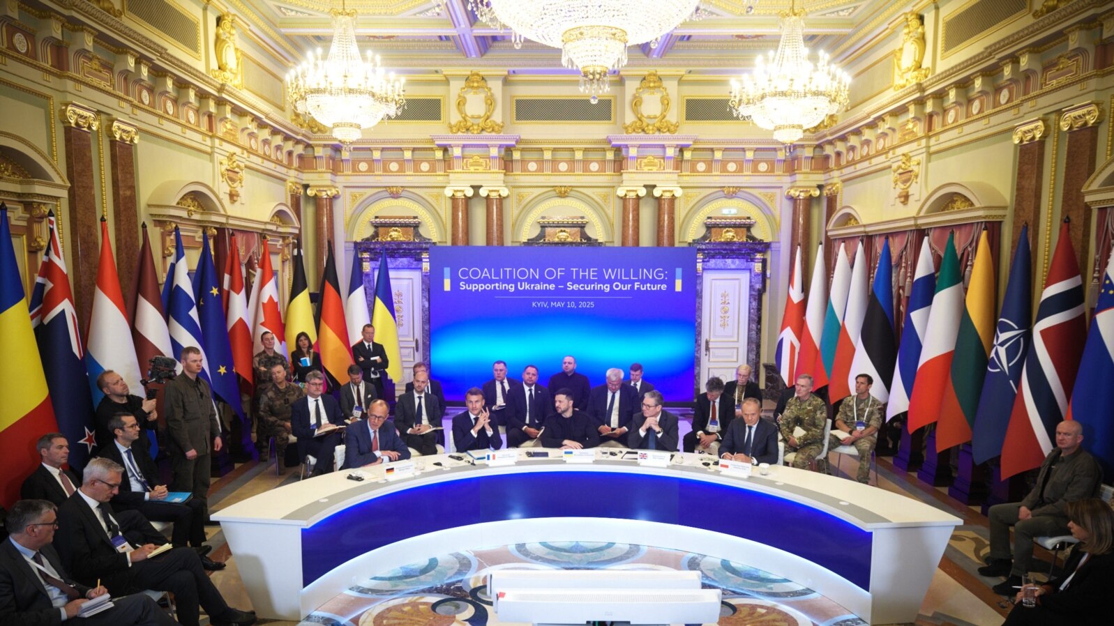 Líderes europeos en la reunión celebrada este fin de semana en Kyiv, Ucrania. (X/@ZelenskyyUa)