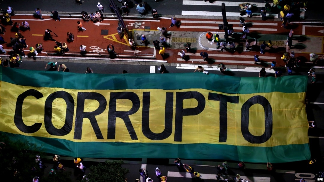 Manifestaciones en Brasil piden al Supremo rechazar recurso de defensa de Lula.