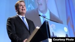 El canciller John Baird es el más alto funcionario canadiense que visita Cuba desde 1998 (Foto: cancillería de Canadá).