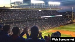 Se llenó el estadio Wrigley Field en Chicago.