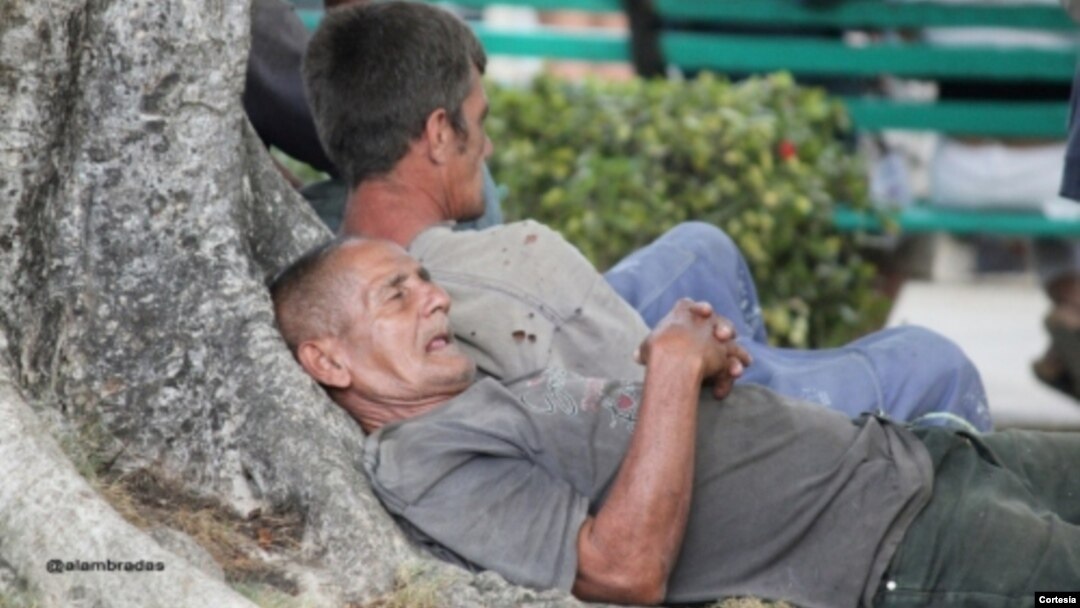 Ancianos a la deriva