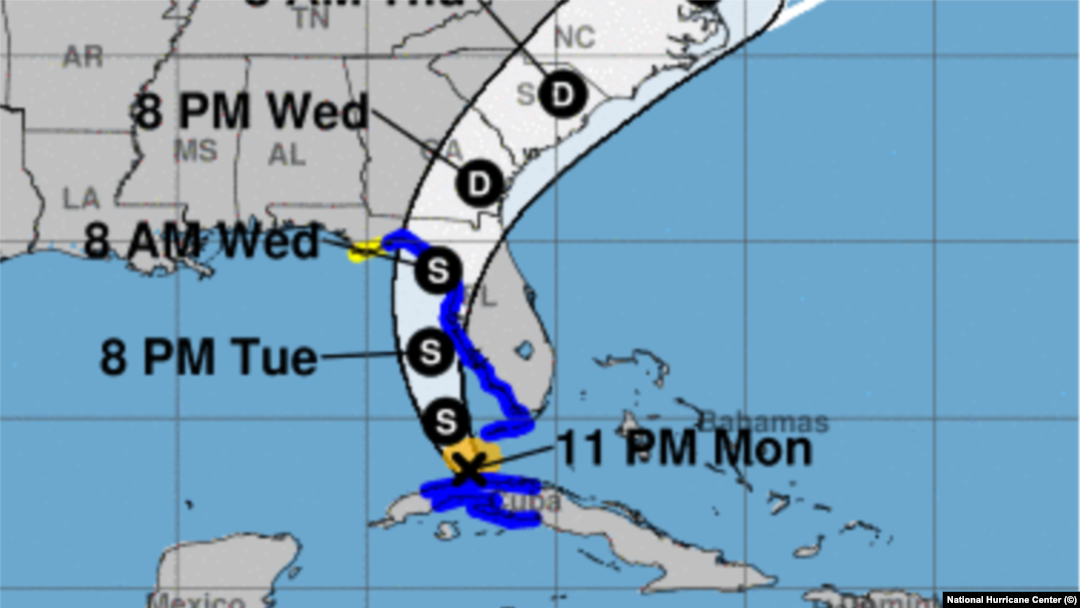 Tormenta tropical Elsa a las 11:00 pm del 5 de julio de 2021 (Centro Nacional de Huracanes de Estados Unidos, con sede en Miami).