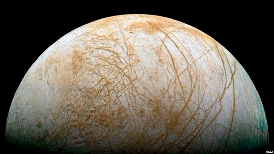 Luna Europa - Sonda robótica podría buscar agua líquida subterránea.