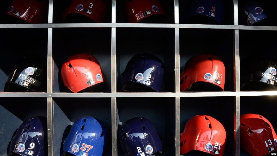 Cascos de bateo en las Grandes Ligas.