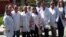 Médicos cubanos en Bolivia (Archivo).