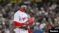 Aroldis Chapman sigue escalando posiciones históricas entre los relevistas, camino al Salón de la Fama de Cooperstown.