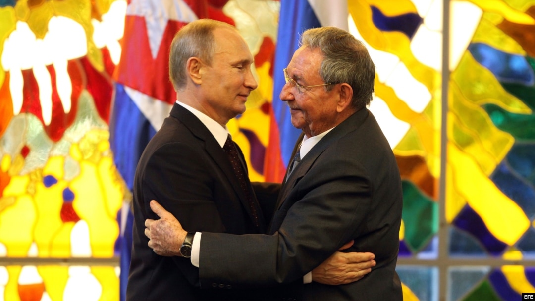  Castro y Putin. Foto Archivo