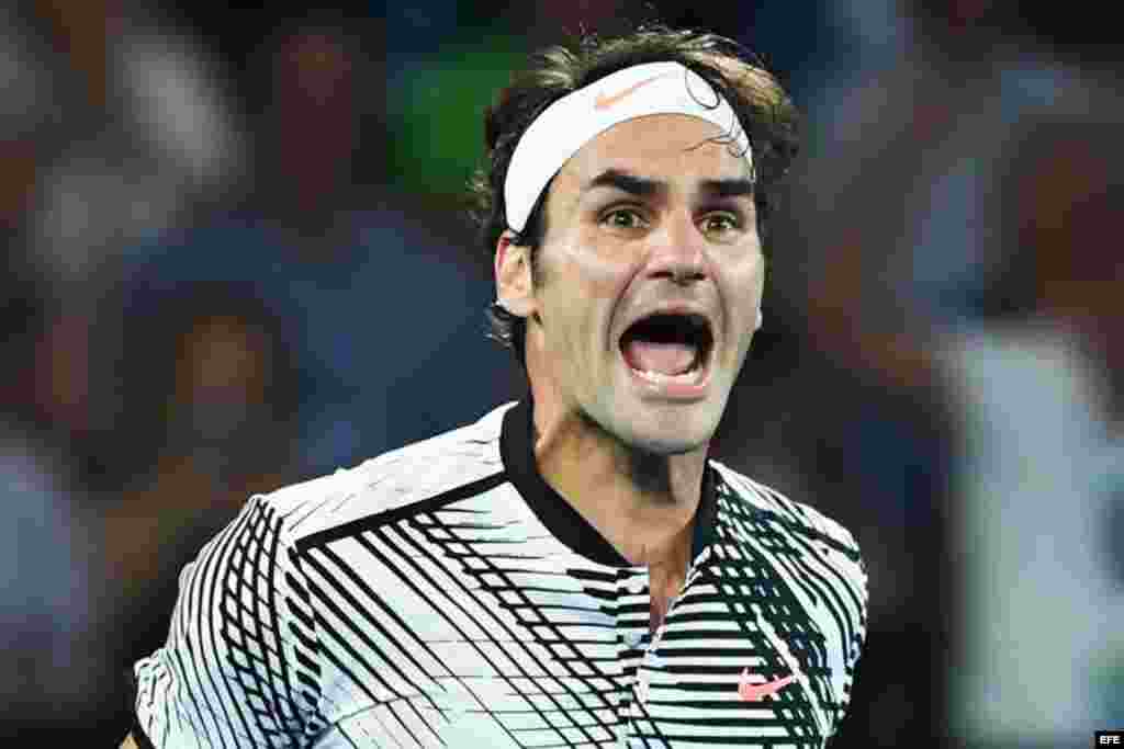 Roger Federer, de Suiza, reacciona después de ganar el partido final de individuales masculinos contra Rafael Nadal, de España, en el Abierto de Australia, el 29 de enero de 2017. Federer ha ganado 18 Grand Slam, más que ningún otro tenista en el mundo. &nbsp;