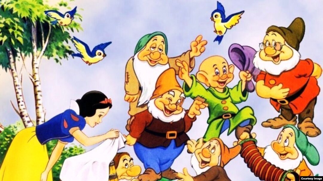 Blancanieves y los siete enanitos.