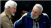 Ramiro Valdés junto al fallecido dictador cubano Fidel Castro.