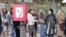 Mujeres egipcias en la fila para votar en El Cairo, durante el referendo del pasado sábado. 