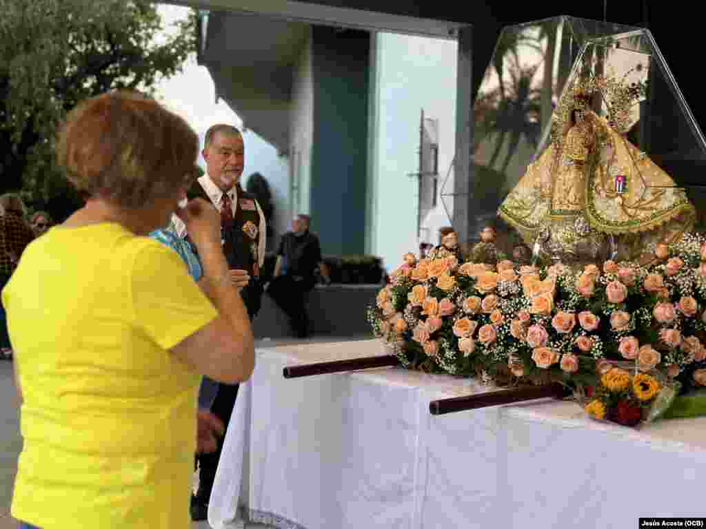 Celebración a la Virgen de la Caridad del Cobre con Misa Solemne, en el estadio Milander Park, de Hialeah. 