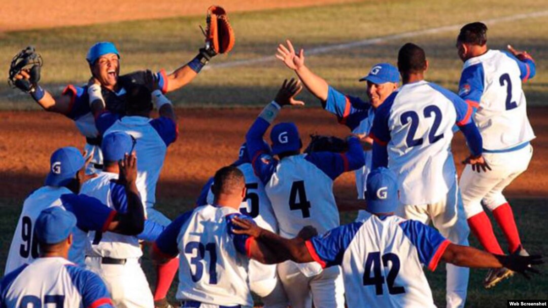 Alazanes vencen a Leñadores enla Serie nacional de Béisbol, Cuba 2018.