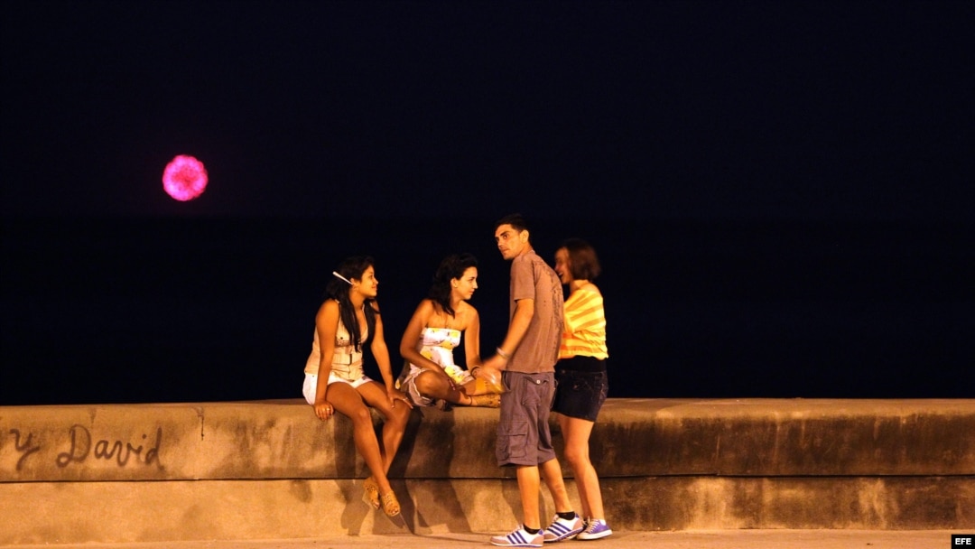 Las luces de la Flotilla se vieron en el Malecón de La Habana