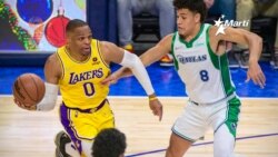 Dos jugadores de los Lakers de los Ángeles dan positivo al COVID 19