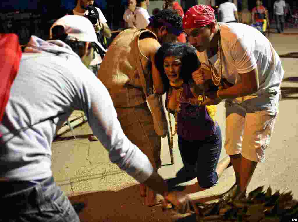 Pagando promesas a San Lázaro en El Rincón.