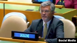 El embajador de Ucrania en la ONU, Andrii Melnyk, explicando el voto de su país contra la resoluón del régimen cubano.