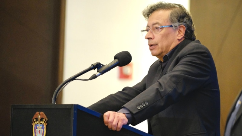 Petro niega existencia del Cártel de los Soles; Giménez responde: no es chiste,"es gravísimo"