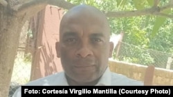 El opositor Virgilio Mantilla. El líder de la Unidad Camagüeyana por los Derechos Humanos está incomunicado, sin contacto con otros prisioneros ni visitas familiares, recibiendo alimentos únicamente a través de una rejilla.