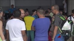 Cubanos varados en Panamá piden ayuda