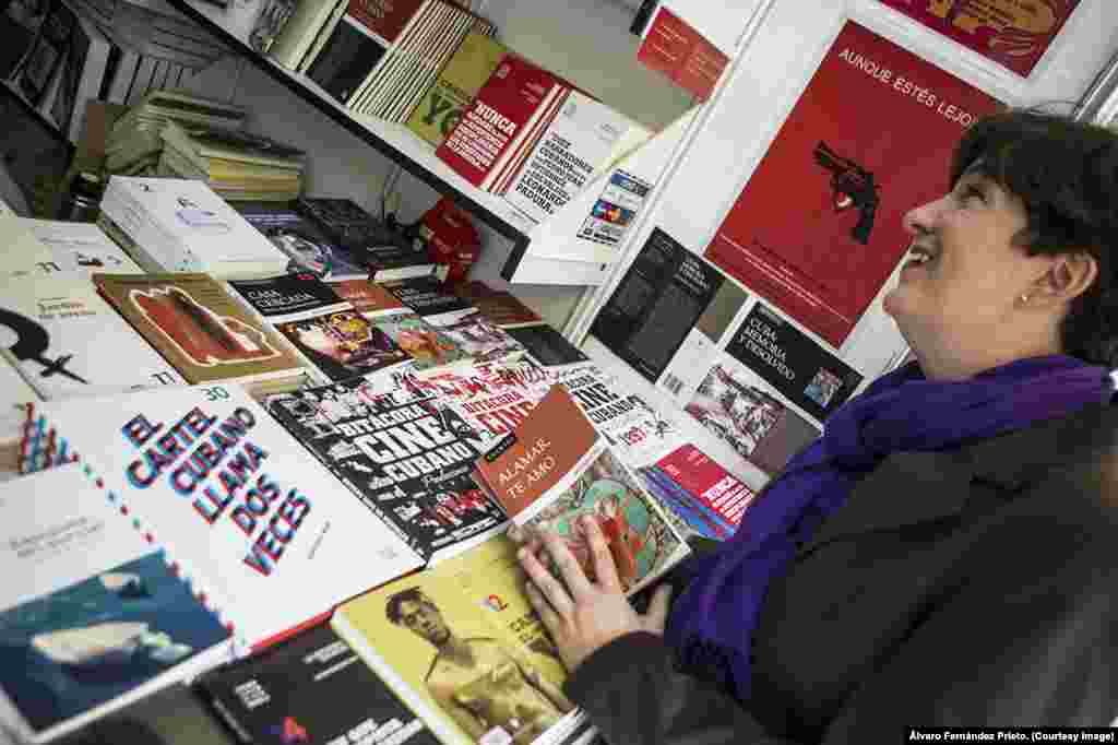 La antología de cuentos eróticos "Alamar, te amo" incluye a 15 escritoras cubanas. 
