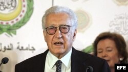 El mediador internacional Lajdar Brahimi.