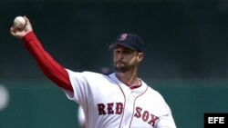 Tim Wakefield, de los Mdedias Rojas de Boston. Archivo.