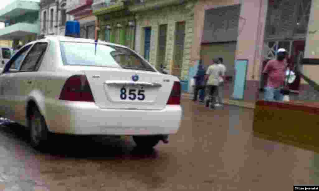 Reporta Cuba Asedio y detención a cuentapropistas Fotos Roberto Fuentes Arias