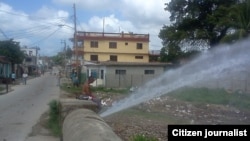 Foto Yoel Bencomo salideros de agua
