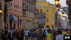 Imagen de una calle del casco antiguo de la antigua capital del Virreinato del Perú, Lima.