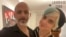 El periodista cubano Henry Constantín y su pareja, la también comunicadora Alejandra García. 