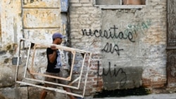 Info Martí | "Necesitas ser feliz", un grafiti de esperanza