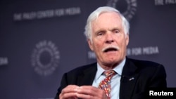 Ted Turner, creador de CNN y pionero de las noticias 24 horas, fallece a los 87 años. 