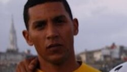 "El Crítico" se mantiene en huelga desde una celda de castigo