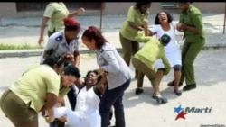 Represión a las Damas de Blanco por 57 domingos consecutivos