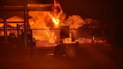 Incendio en el Taller T-22, perteneciente al grupo estatal Azcuba, en Manzanillo