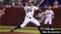 Amauri Sanit, Lanzador del Año en LMB.