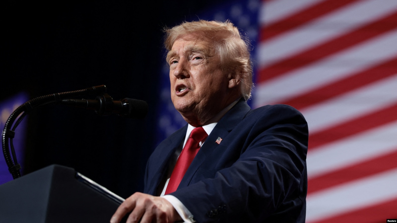 Trump anuncia que EEUU llegó al mayor acuerdo petrolero de la historia con Venezuela