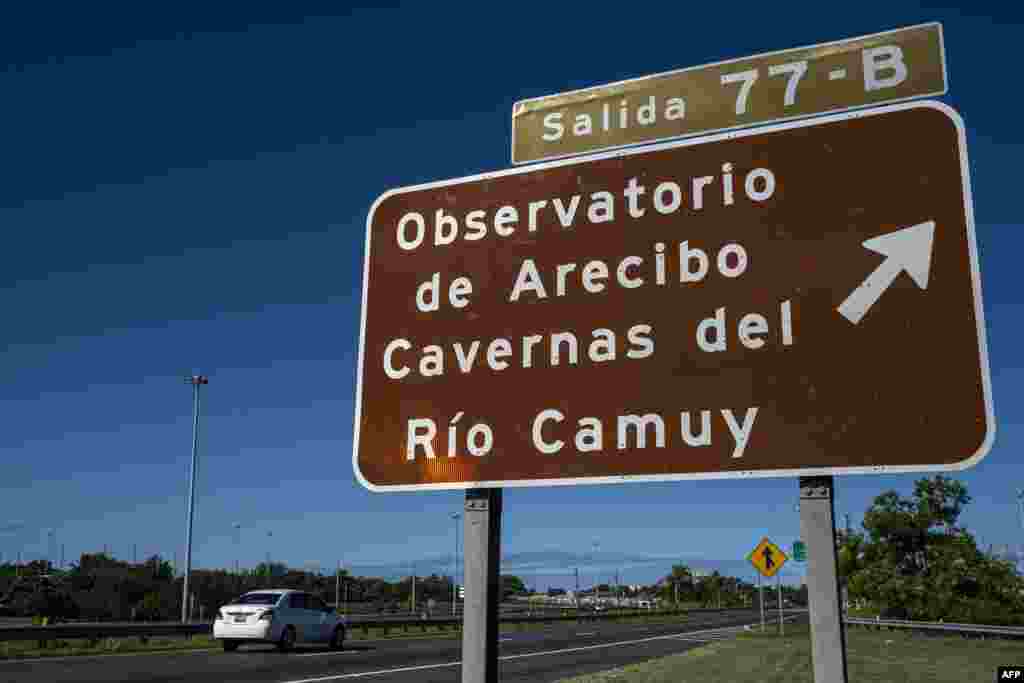 A través de las carreteras se anunciaba el rumbo hacia el Observatorio de Arecibo.