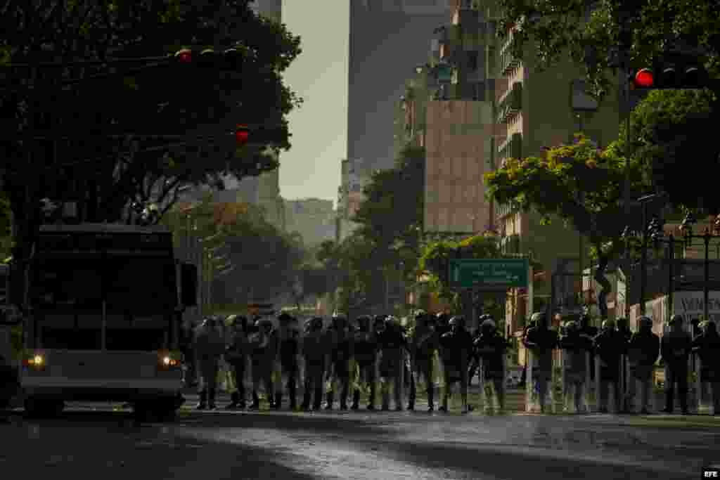 Opositores venezolanos llaman a asumir las protestas en la calle como un deber.